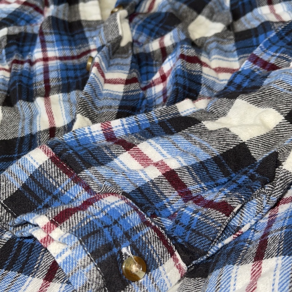 Flannel! - Picture 2 of 5